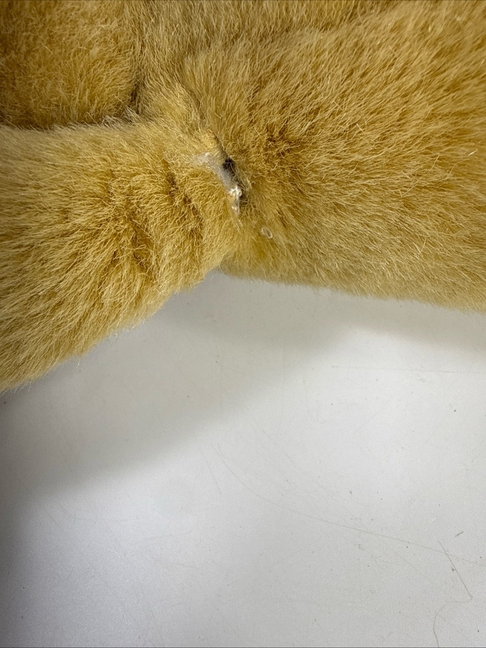 Gund Plush classic Winnie the Pooh in Soft Golden Brown coat - Picture 8 of 10